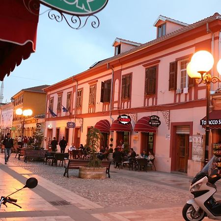 Hotel Carmen Shkoder Luaran gambar