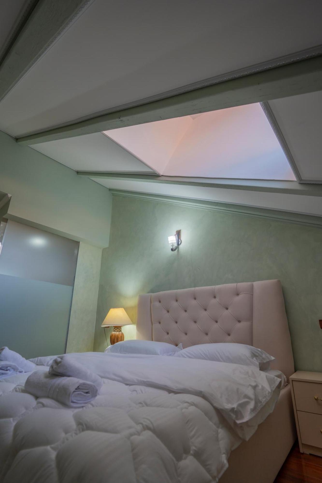 Hotel Carmen Shkoder Luaran gambar