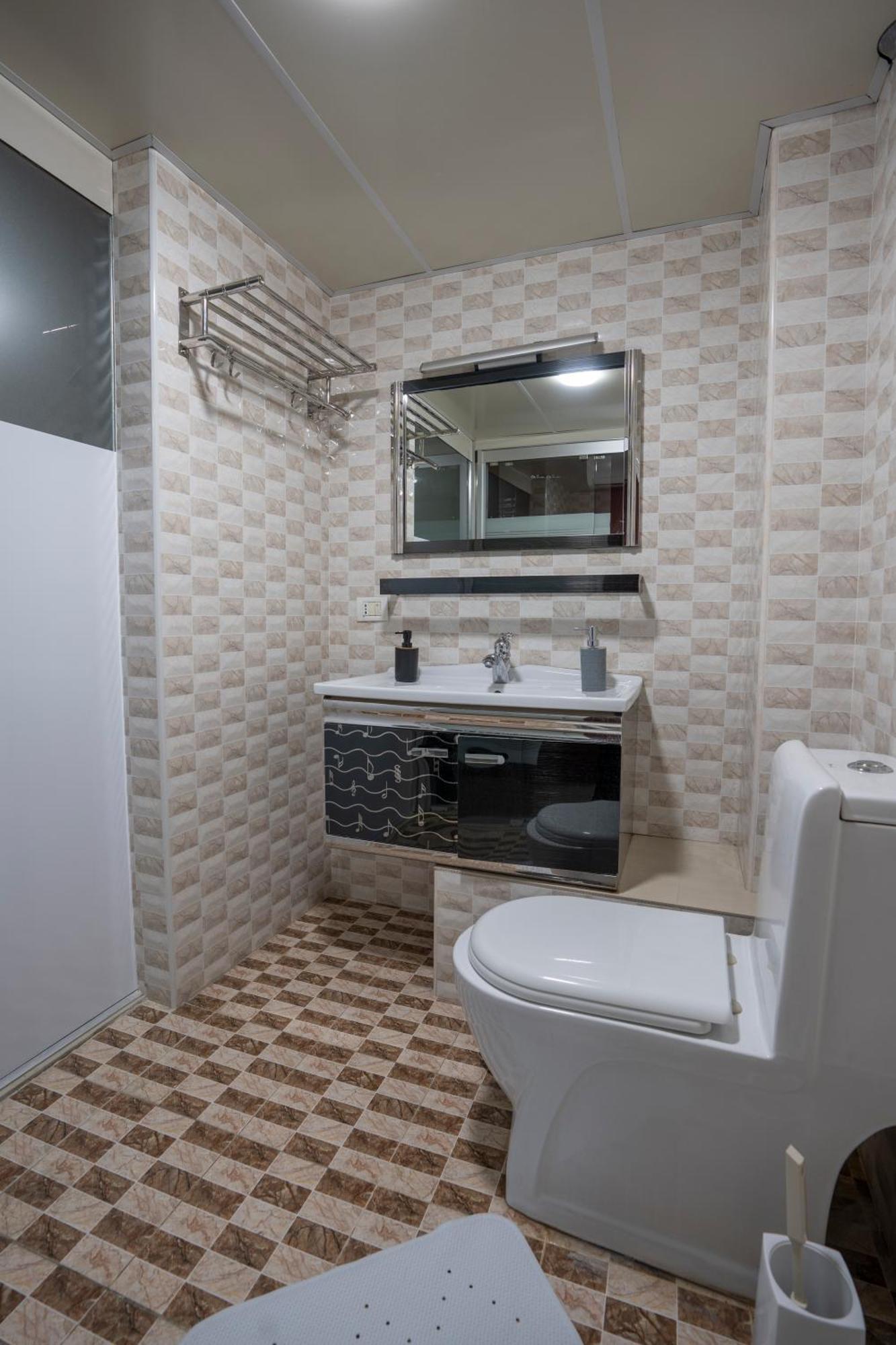 Hotel Carmen Shkoder Luaran gambar