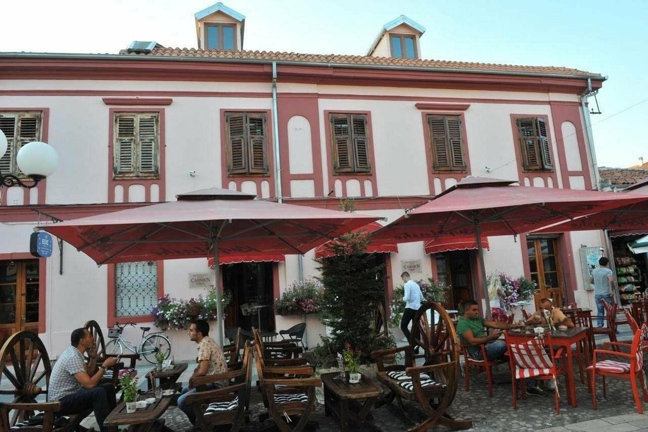 Hotel Carmen Shkoder Luaran gambar